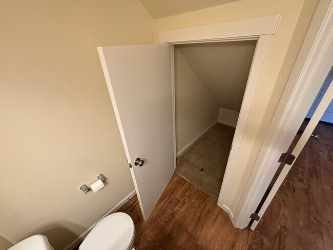 Building Photo - c792