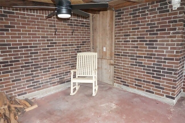 Building Photo - 5022 Fox Hollow Blvd