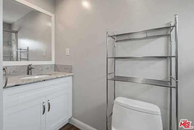 Building Photo - 4043 Harter Ave