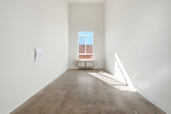 Interior Photo - Coral