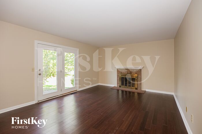 Building Photo - 9742 Coventry Ct