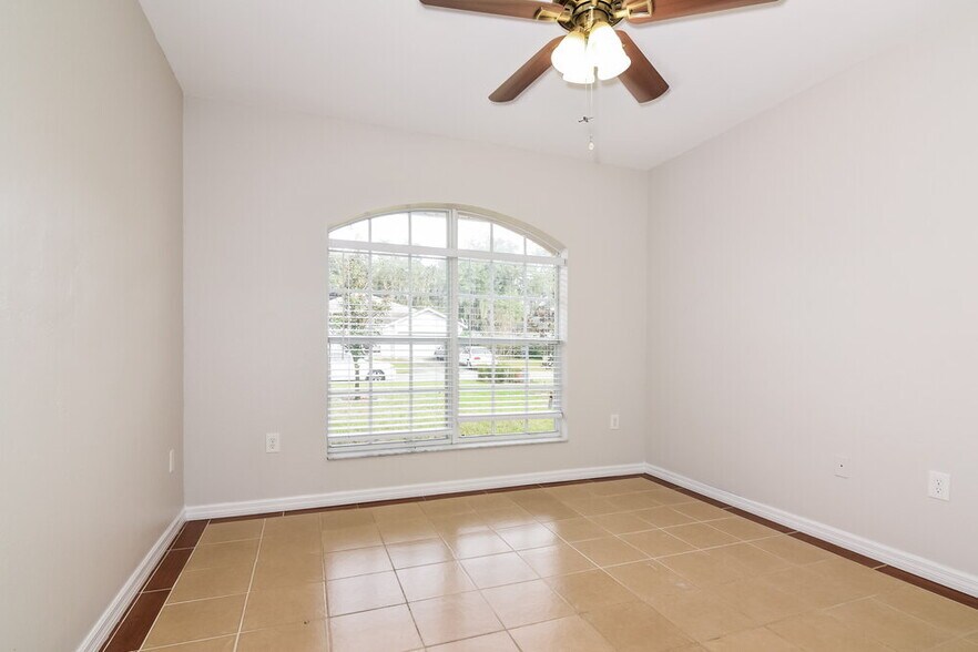 Building Photo - 6557 Shepherd Oaks Rd