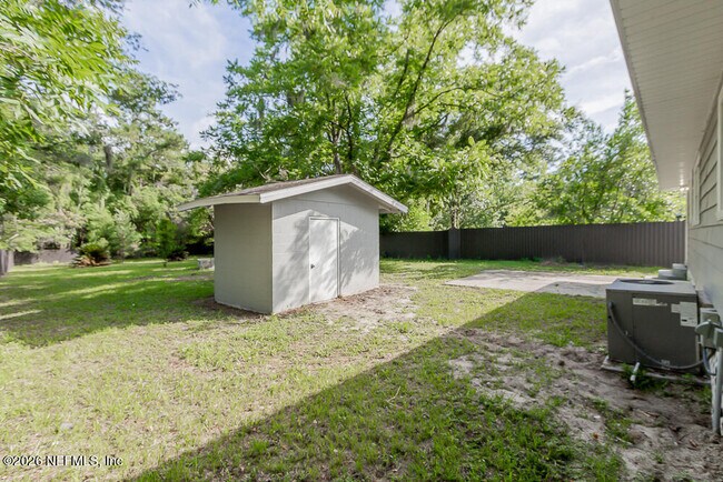Building Photo - 1059 Little Ruth Rd