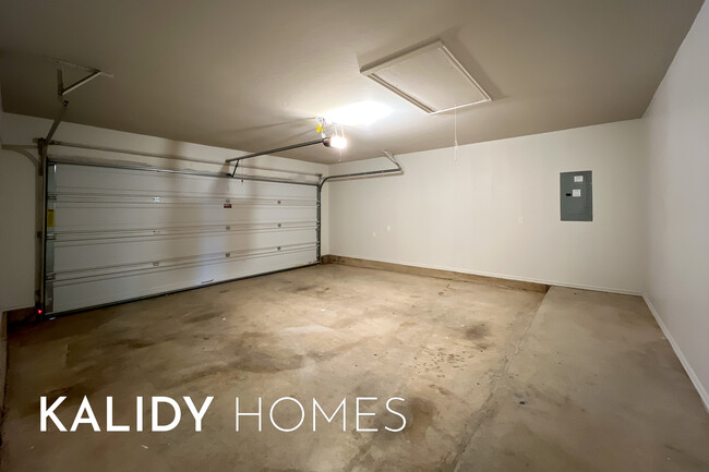 Building Photo - 4812 Crystal Hill Dr