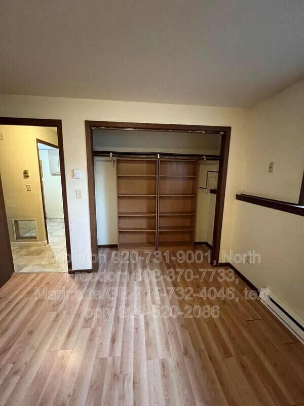 Building Photo - 494 Cedar St