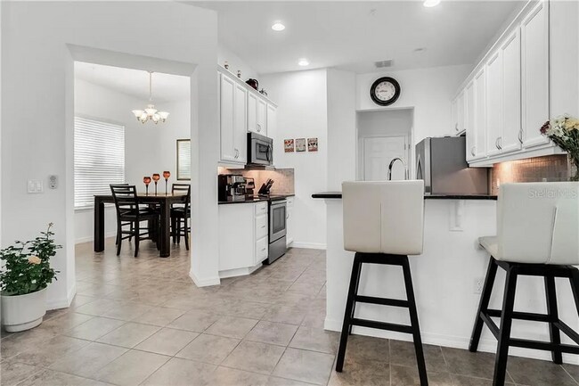 Building Photo - 9428 Woodcrane Dr