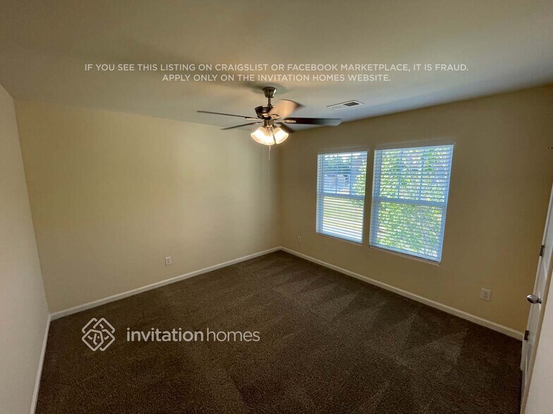 Building Photo - 4198 Clifftonville Ave SW