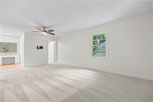 Building Photo - 78 Pheasant Dr SE