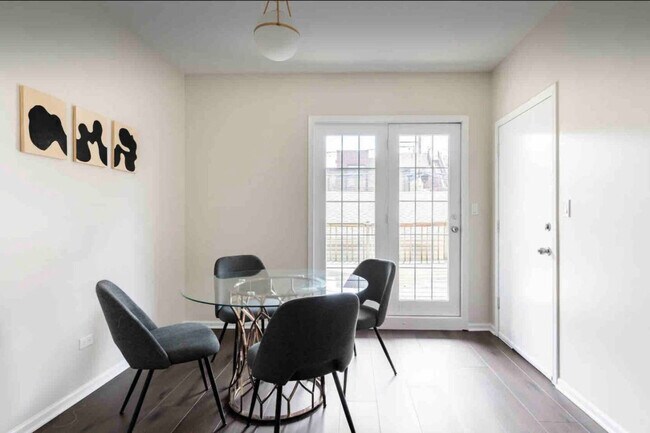 Building Photo - 1501 W Thomas St