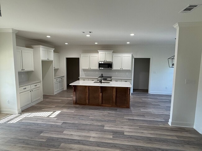 Building Photo - 118 Fawn Ct