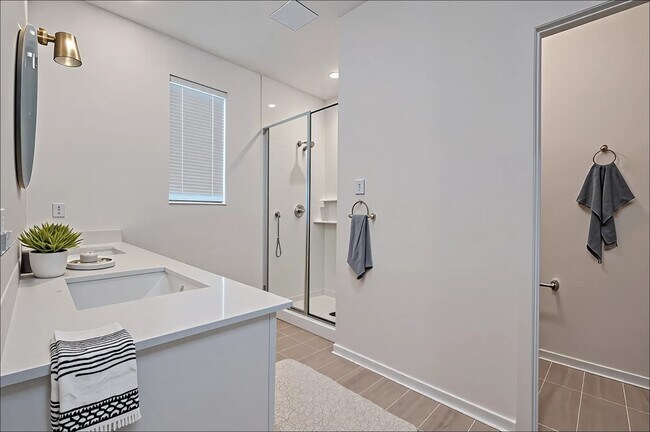 Building Photo - 6307 Serenity View Ln