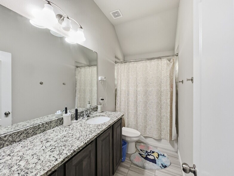 Building Photo - 11841 Kynborrow Rd