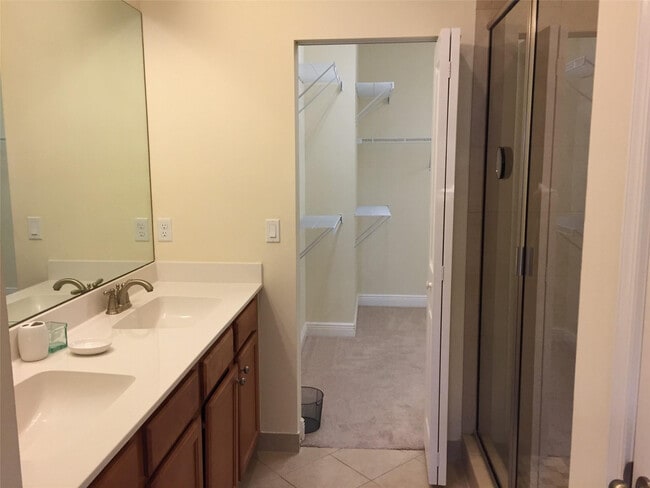 Building Photo - 3310 NW 125th Ln