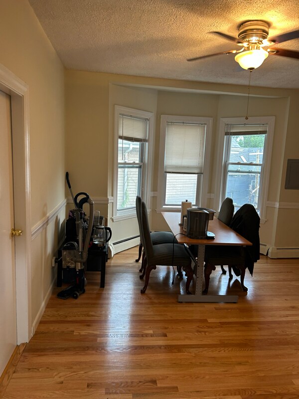 Building Photo - 56 Mozart St