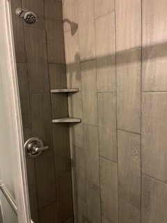 Building Photo - 207 W Parks St