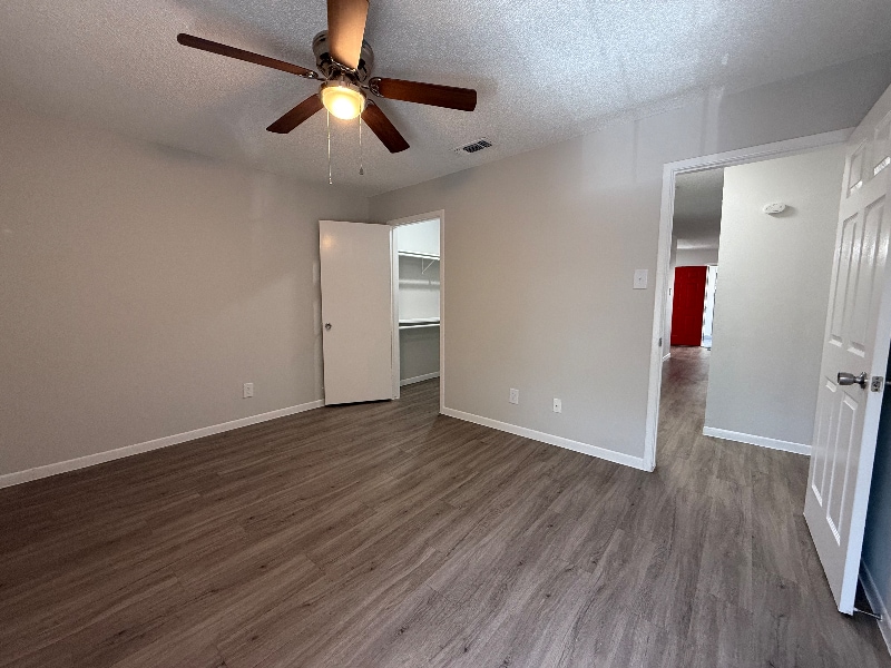 Building Photo - 737 W Mayfield Blvd