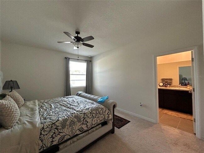 Building Photo - 13694 NW 9th Rd