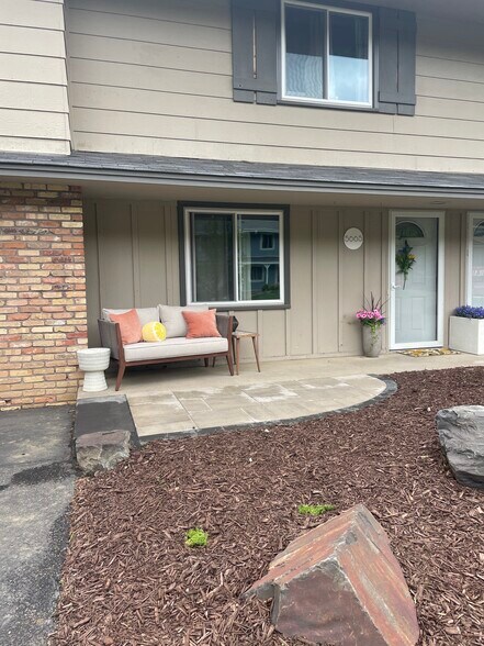 Building Photo - 5665 Wood Duck Cir