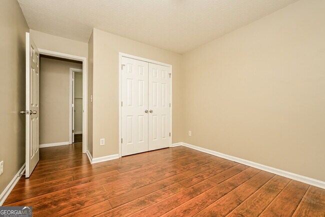 Building Photo - 1590 New Orleans Way