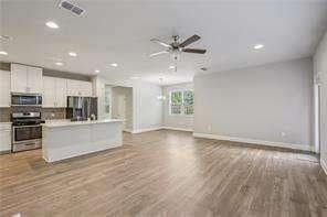 Building Photo - 1858 Belmore St SE