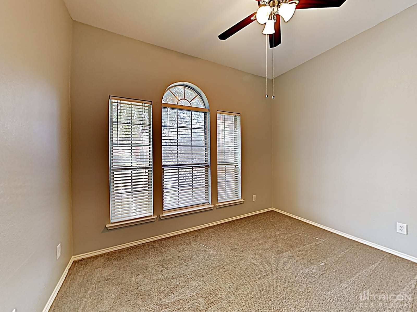 Building Photo - 2109 Pecan Creek Dr