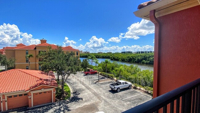Building Photo - 2713 Via Murano