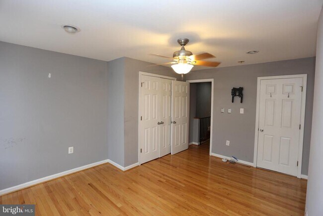 Building Photo - 524 S Bouldin St