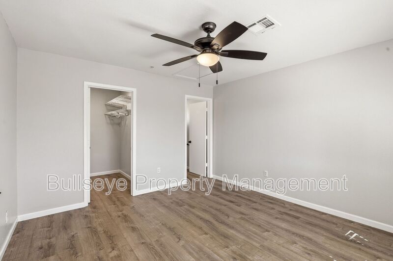 Building Photo - 840 E Turney Ave