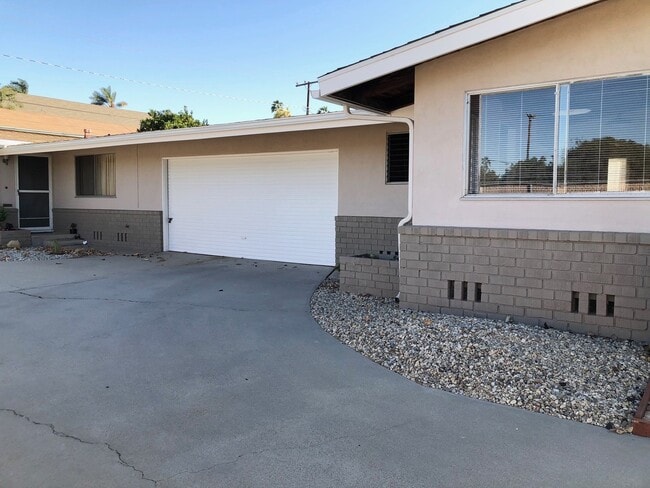 Building Photo - 3255- 3257 San Pablo