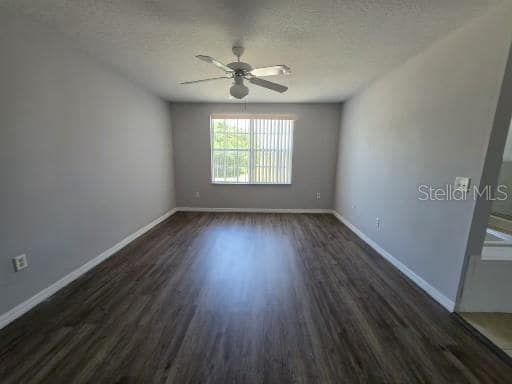 Building Photo - 103 Coconut Palm Way