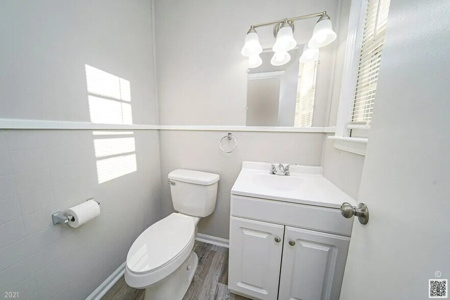 Building Photo - 308 Butler St