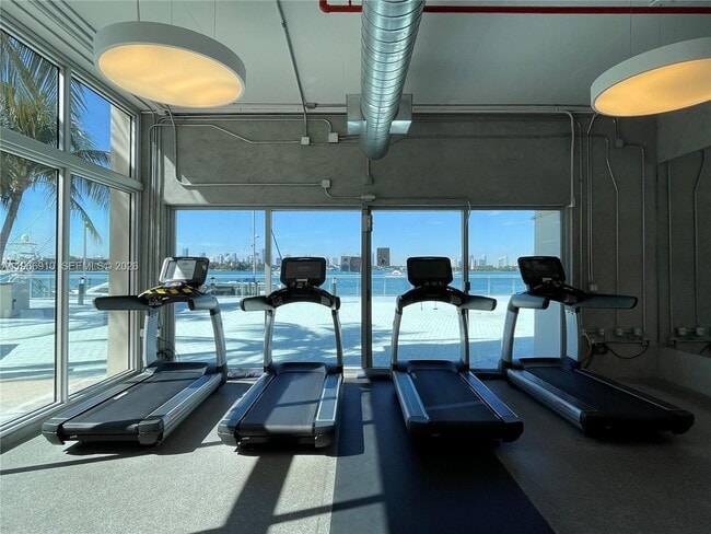 Building Photo - 1200 West Ave