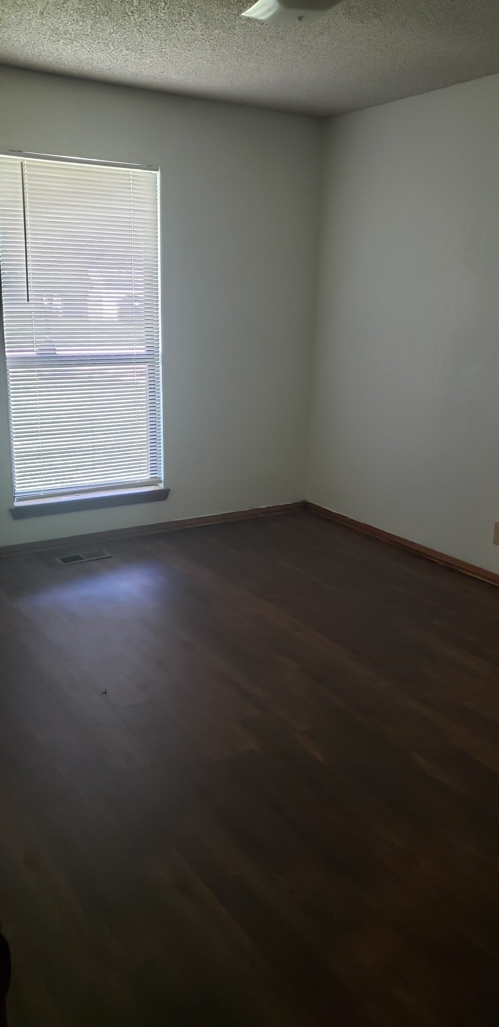 Building Photo - 2928 S 125th E Ave