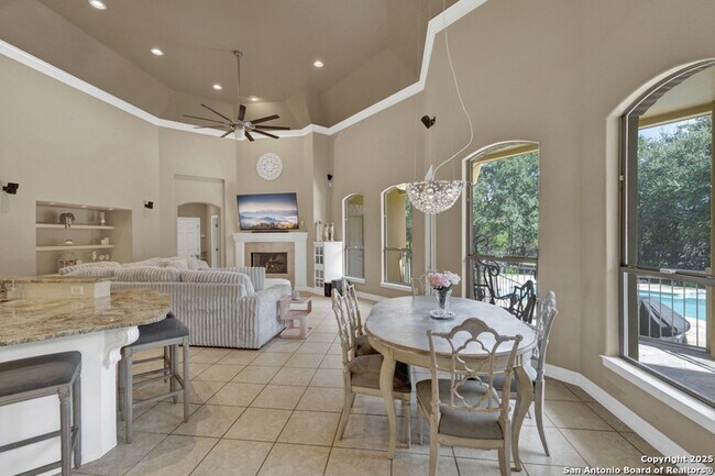 Building Photo - 9752 Trophy Oaks Dr