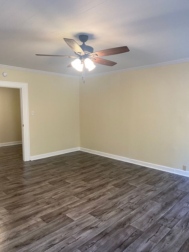 Building Photo - 7600 Ponds Rd. Laurinburg, NC 28352