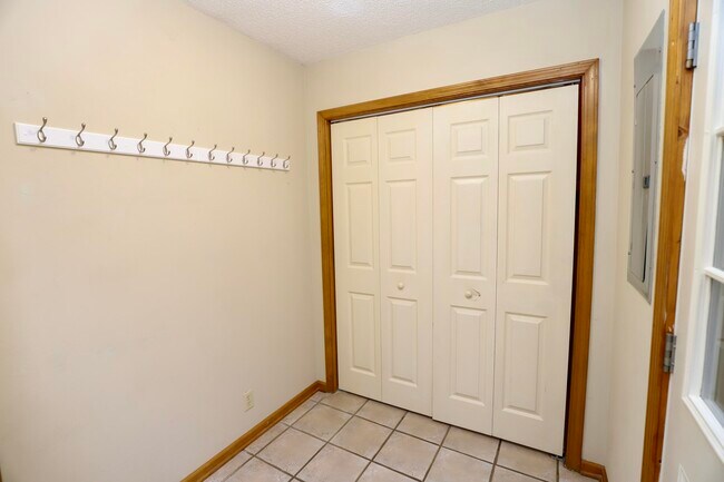 Building Photo - 1450 Morris Way Dr
