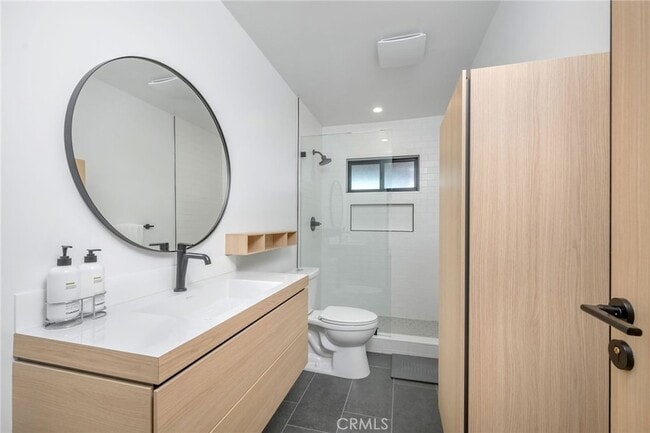 Building Photo - 34031 Mazo Dr