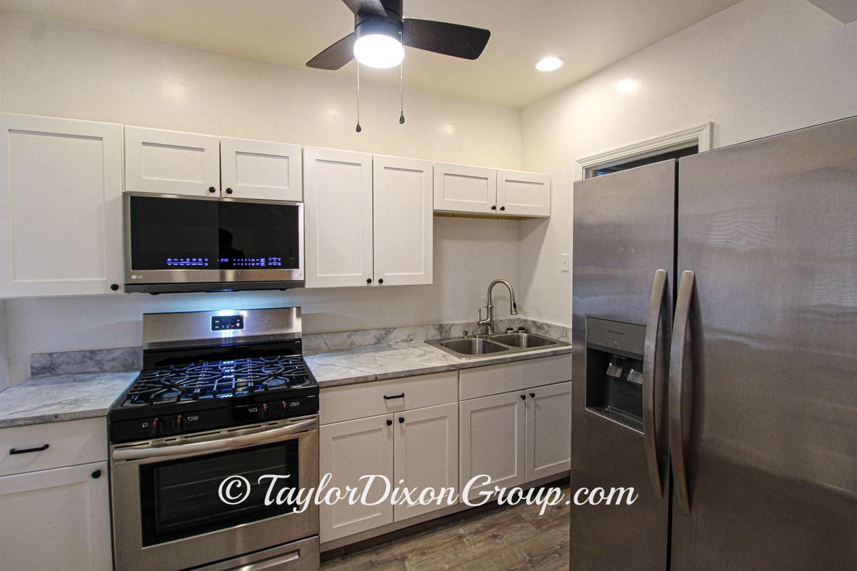 Building Photo - 2016 E 68th St