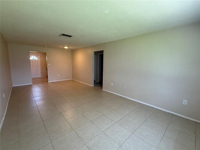 Building Photo - 2744 Botts Landing Rd