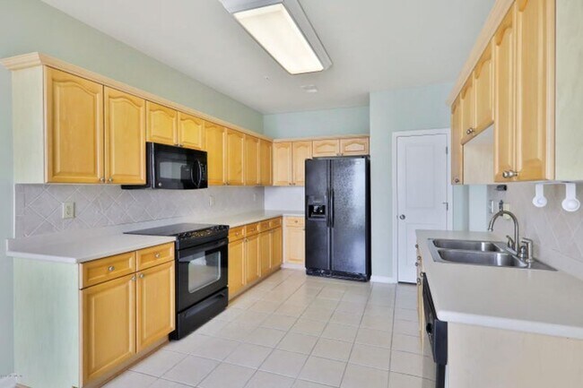 Building Photo - St Johns River Views!