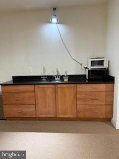 Building Photo - 6228 Parkhill Dr