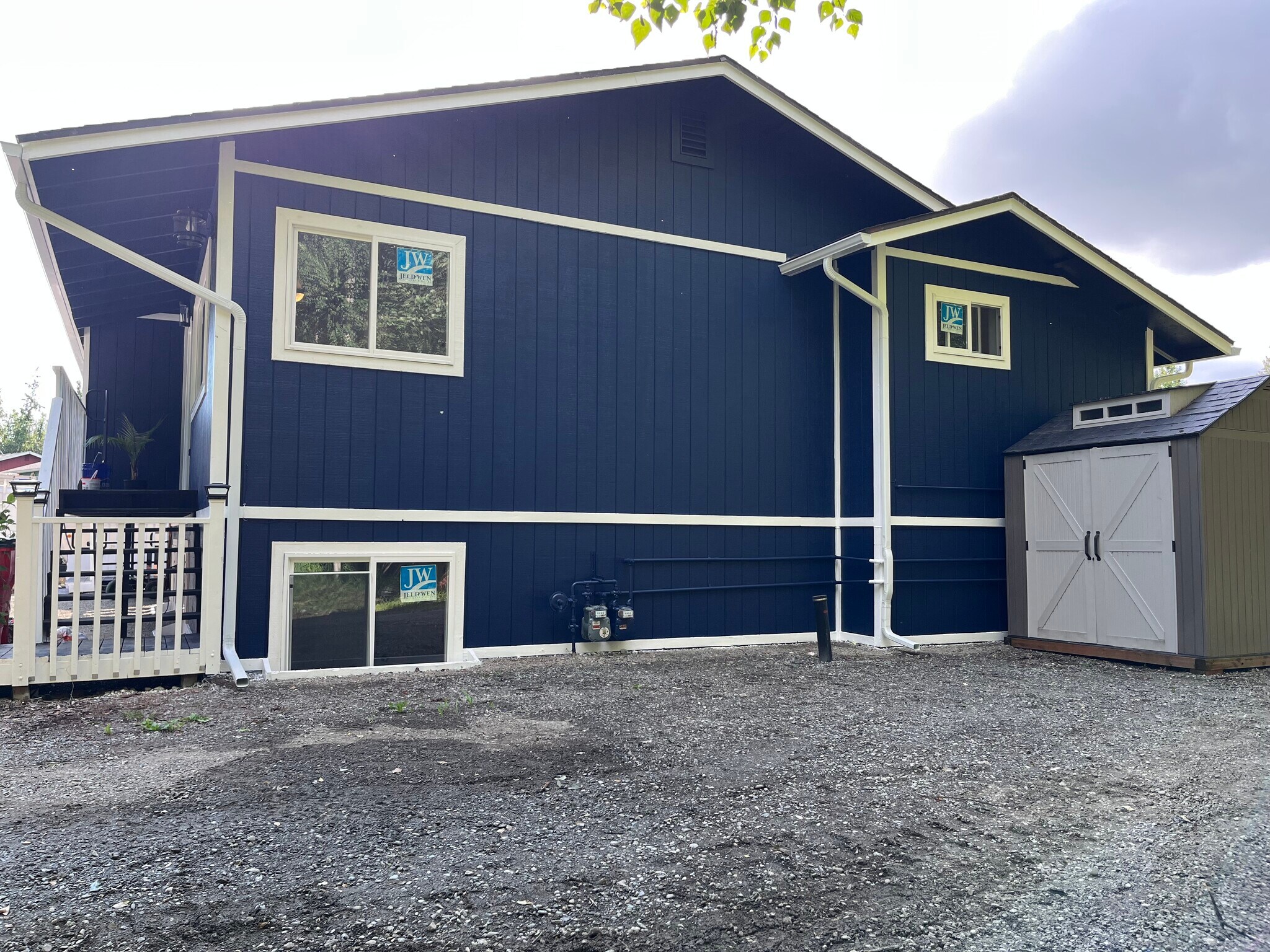 Building Photo - 2451 W Snowcrest Dr