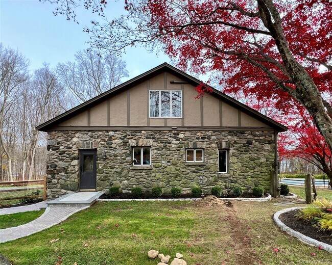 Building Photo - 85 Washington Rd