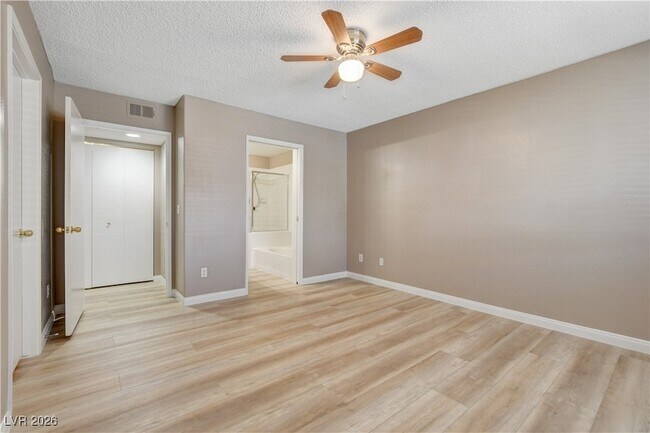 Building Photo - 760 Hunters Creek Ln