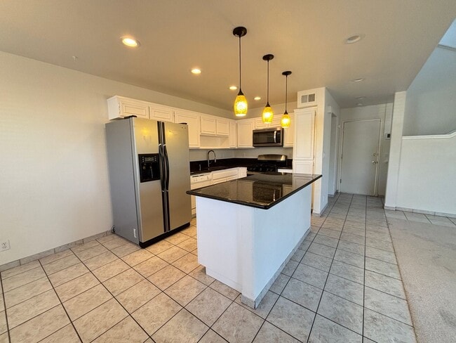 Building Photo - West Palmdale Townhouse
