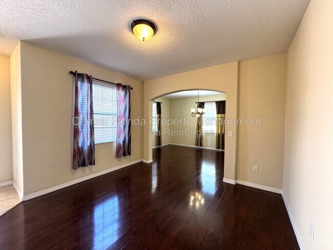 Building Photo - 2890 Spring Breeze Way