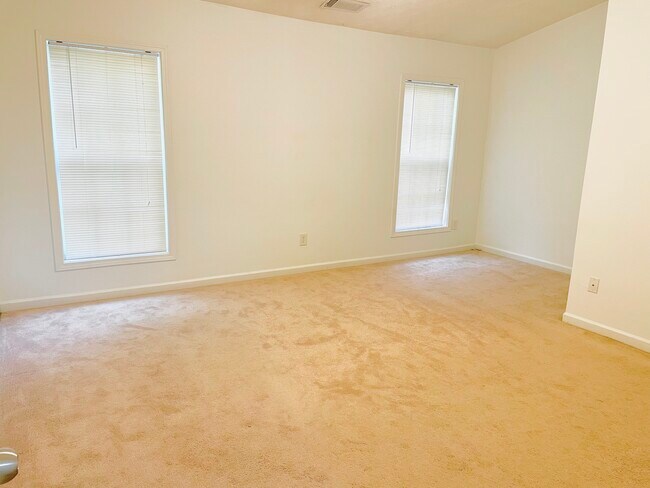 Building Photo - 787 Brookside Parc Ln