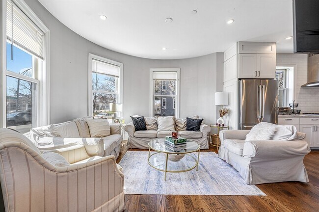 Building Photo - 1650 Columbia Rd