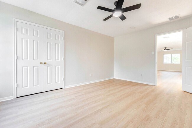 Building Photo - 5318 Cilantro Ln