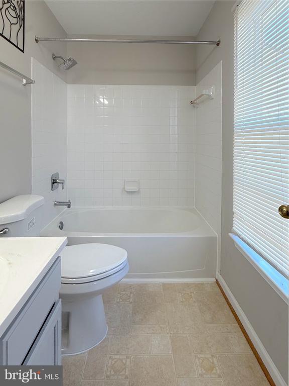 Building Photo - 9899 Decatur Rd